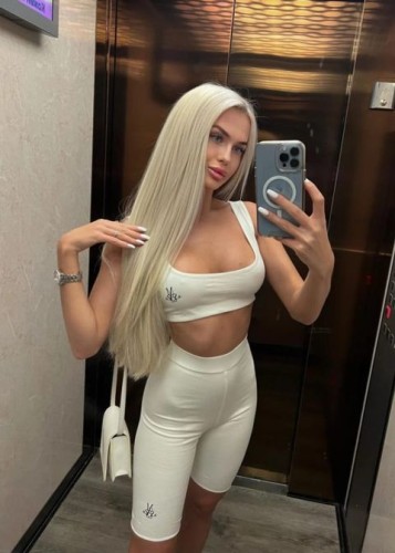 Александра, Г. Мирный