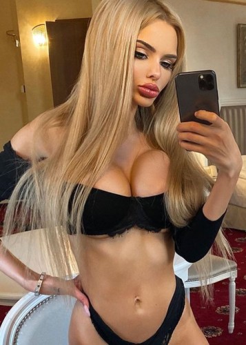 Аня, Г. Мирный